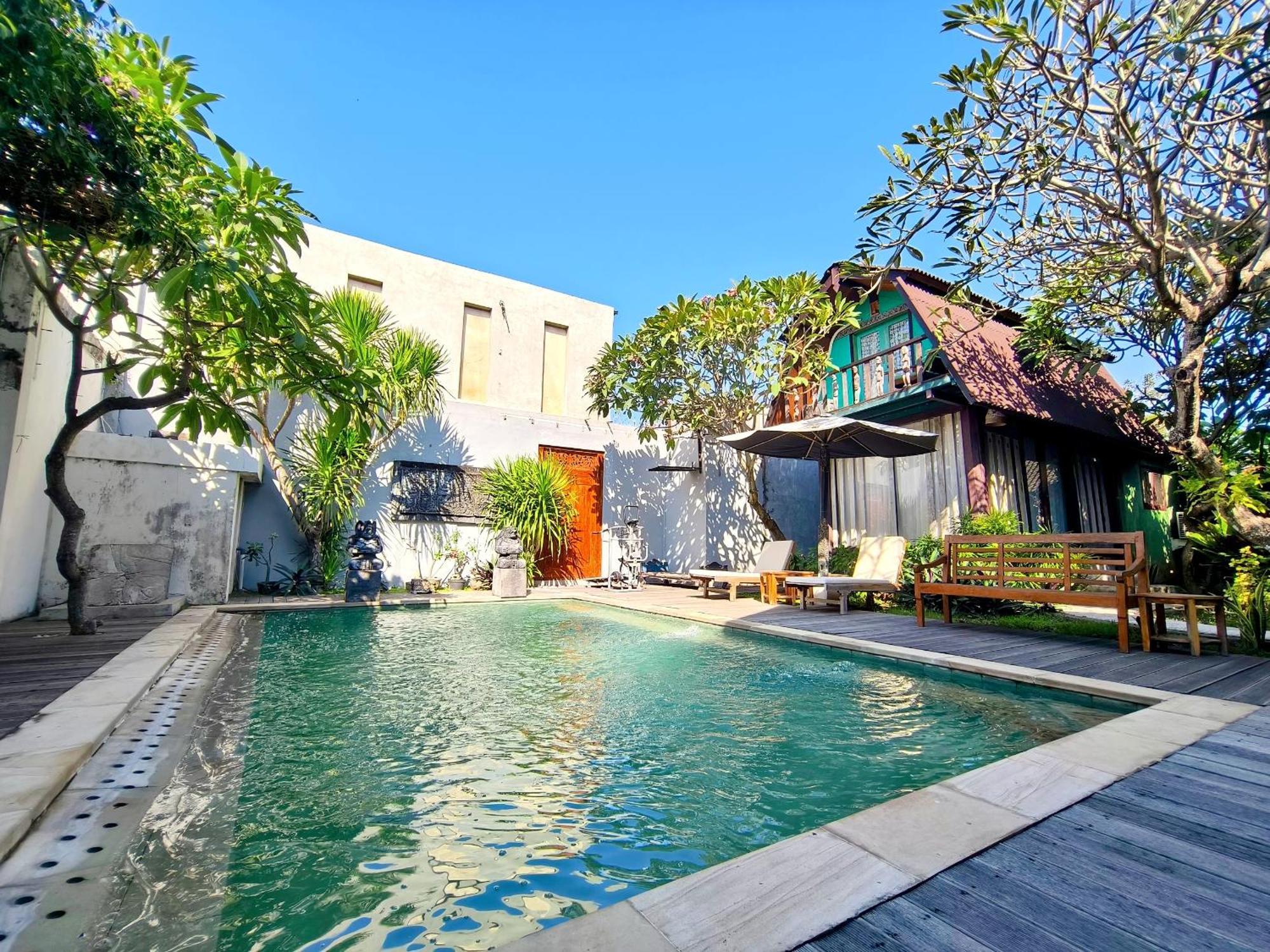Bed and Breakfast Panda Lumbung Санур Екстер'єр фото