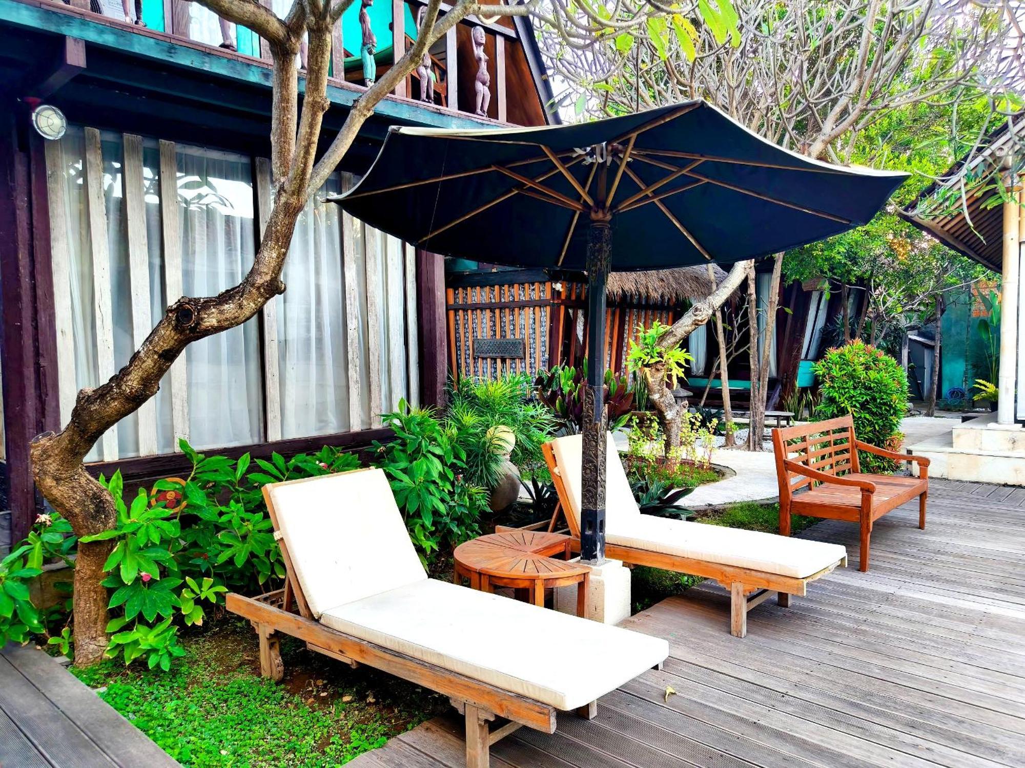 Bed and Breakfast Panda Lumbung Санур Екстер'єр фото