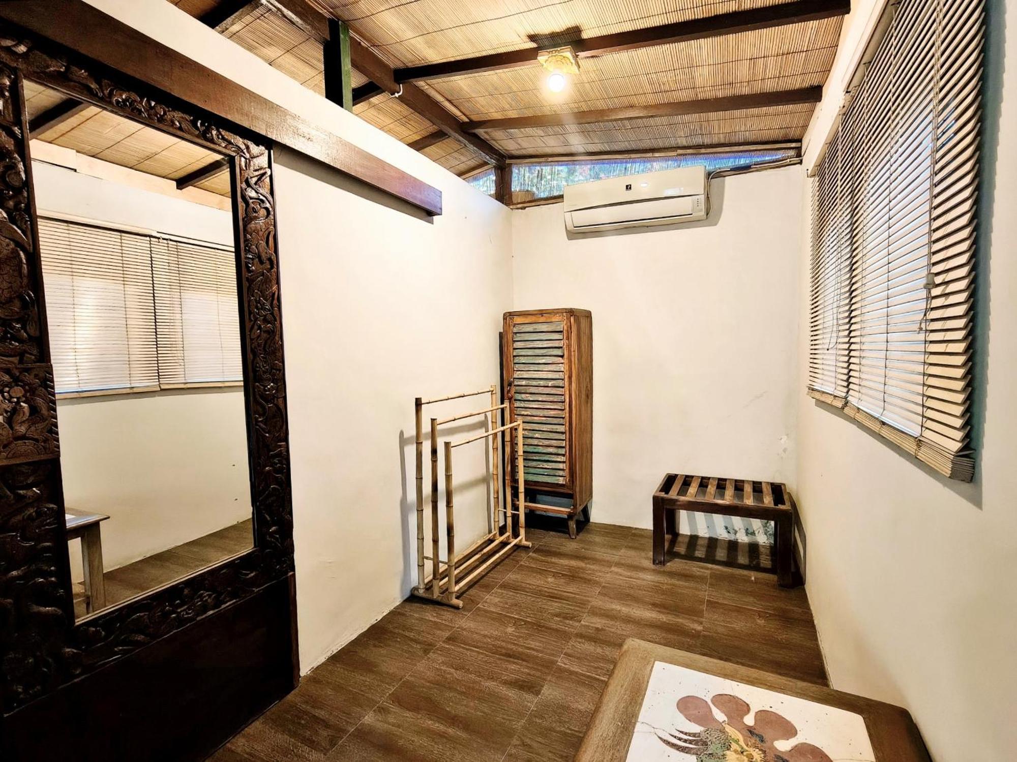 Bed and Breakfast Panda Lumbung Санур Екстер'єр фото