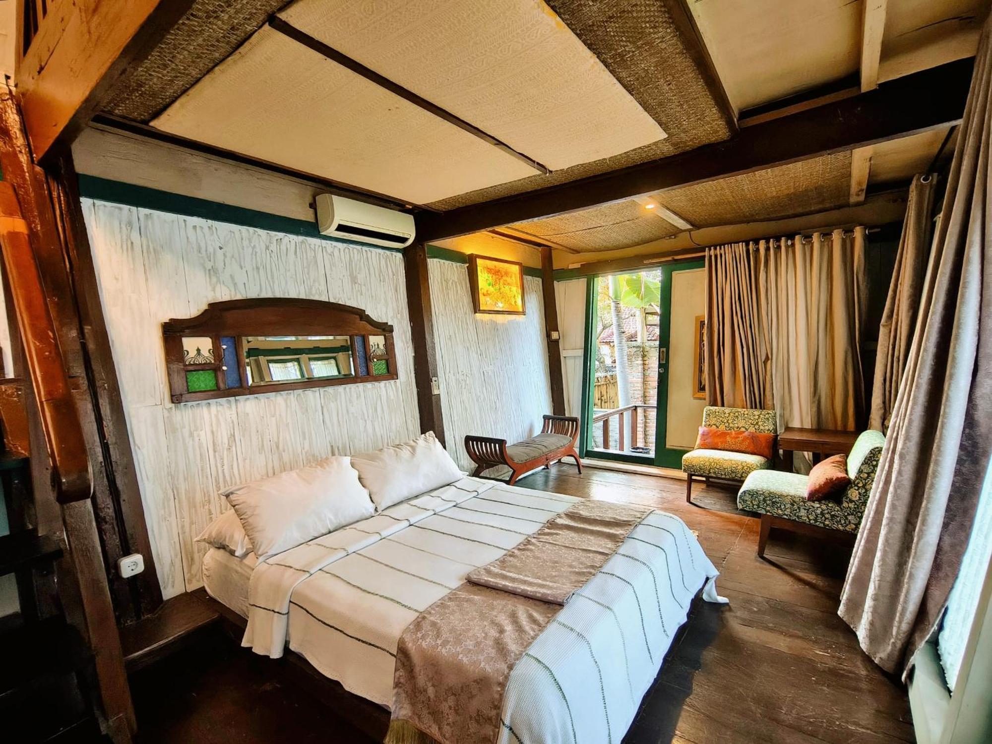 Bed and Breakfast Panda Lumbung Санур Екстер'єр фото