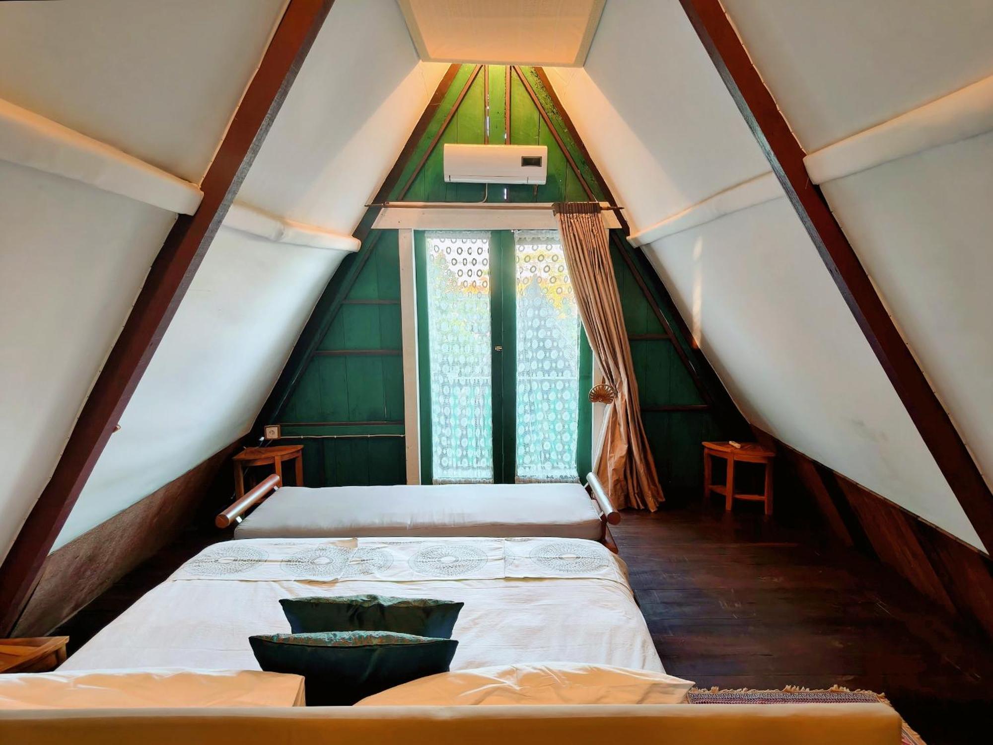 Bed and Breakfast Panda Lumbung Санур Екстер'єр фото