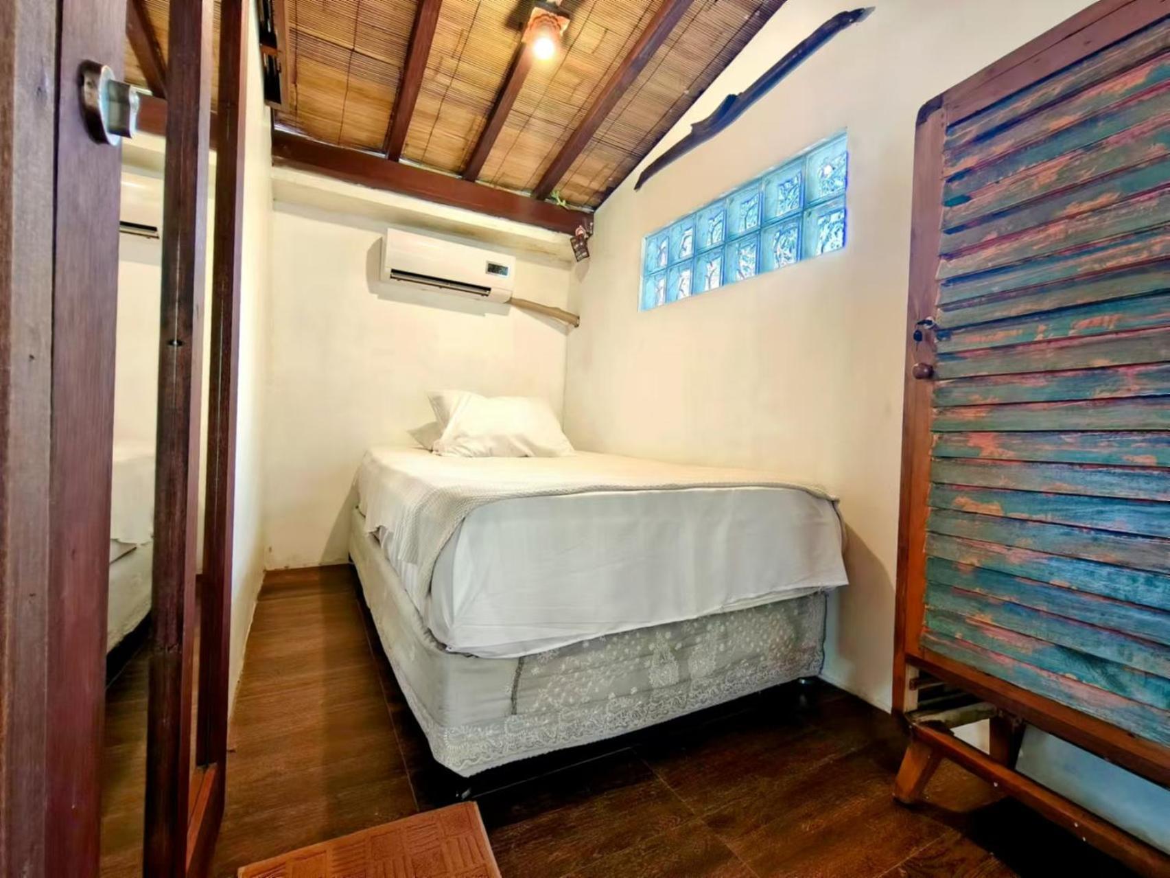 Bed and Breakfast Panda Lumbung Санур Екстер'єр фото